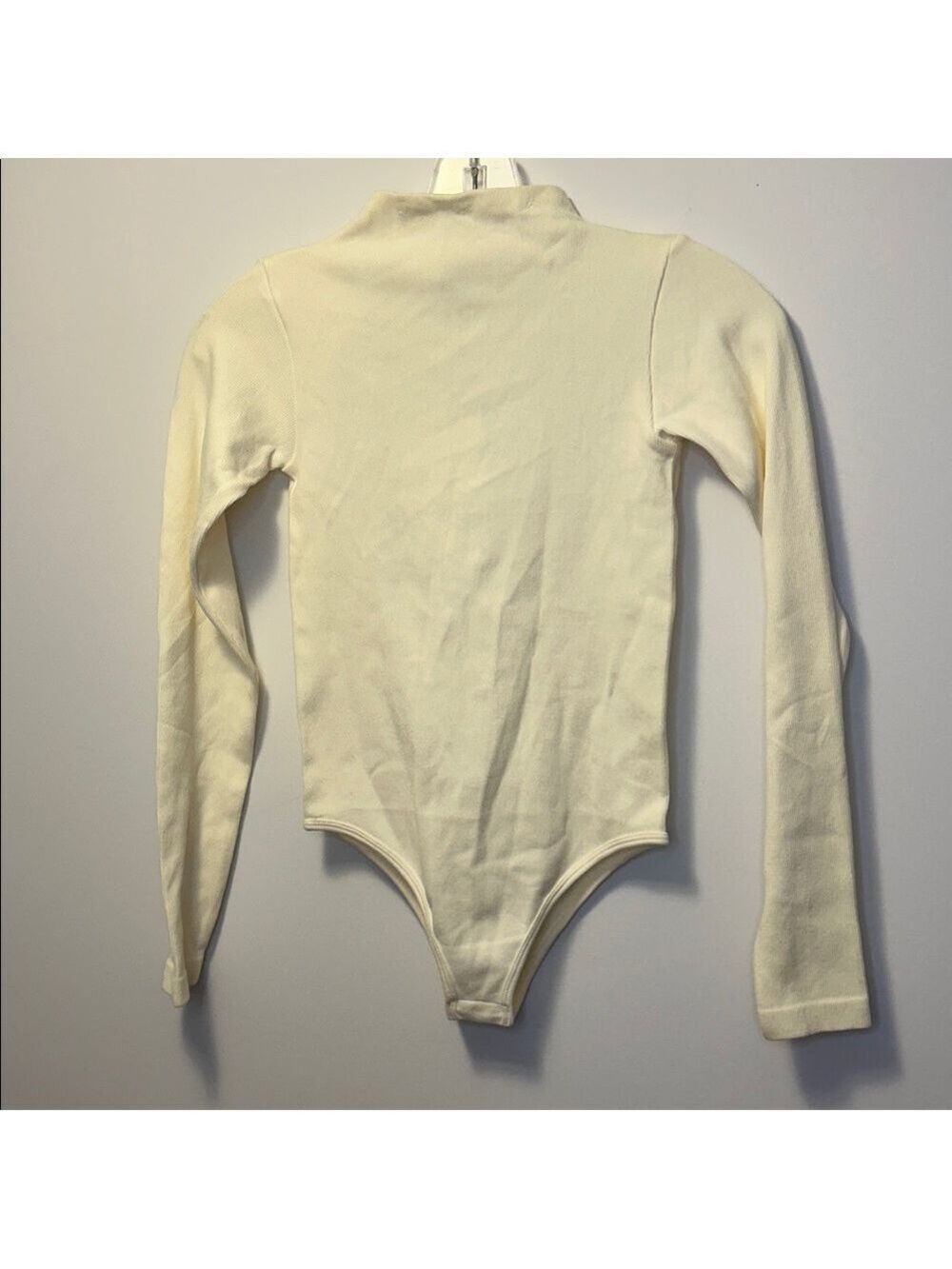 Zara Ribbed Stretchy Open Back Mock Neck Cream Long Sleeve Bodysuit Top - Picture 3 of 9